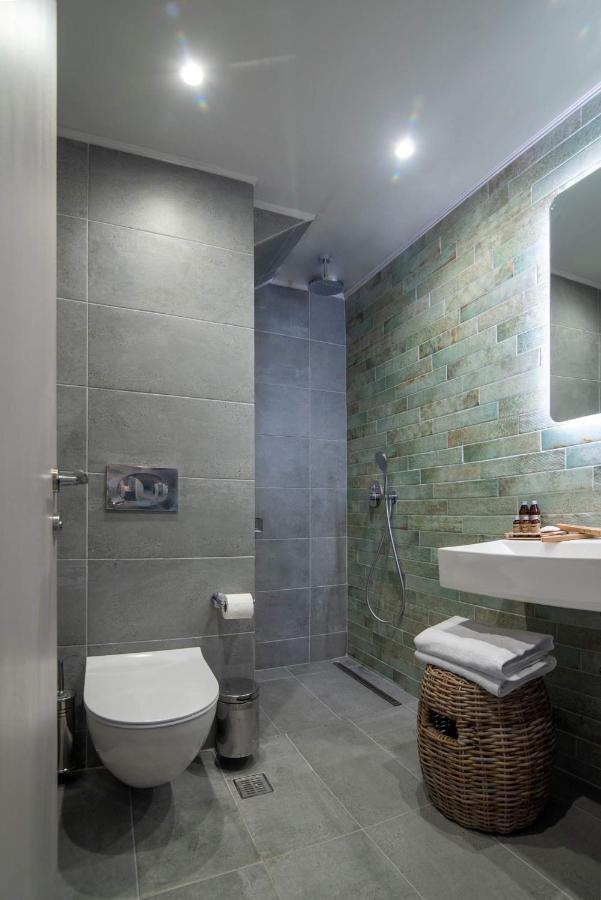 Heraclea Luxury Suites เนอาอิรากลีอา ภายนอก รูปภาพ