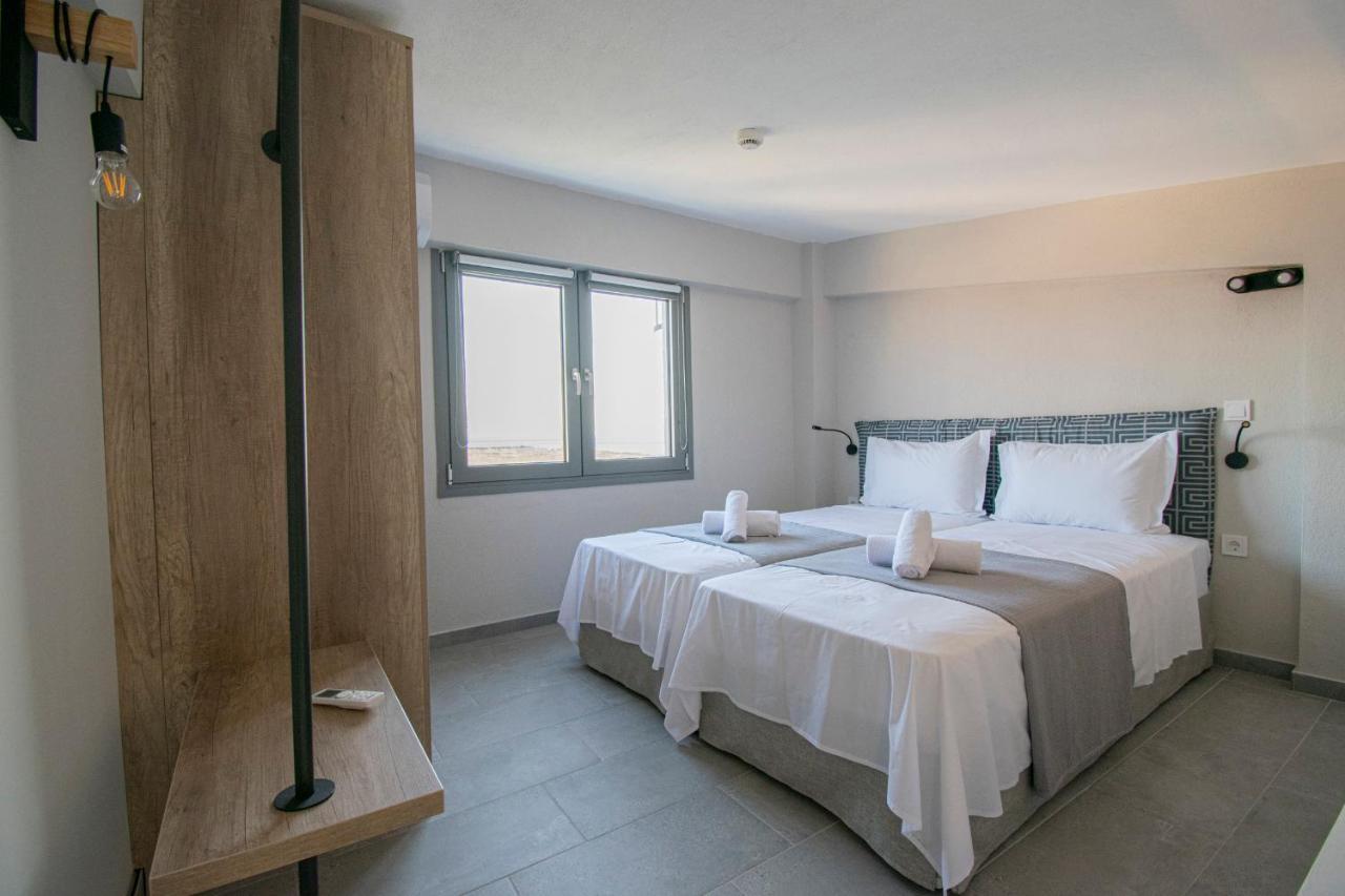 Heraclea Luxury Suites เนอาอิรากลีอา ภายนอก รูปภาพ