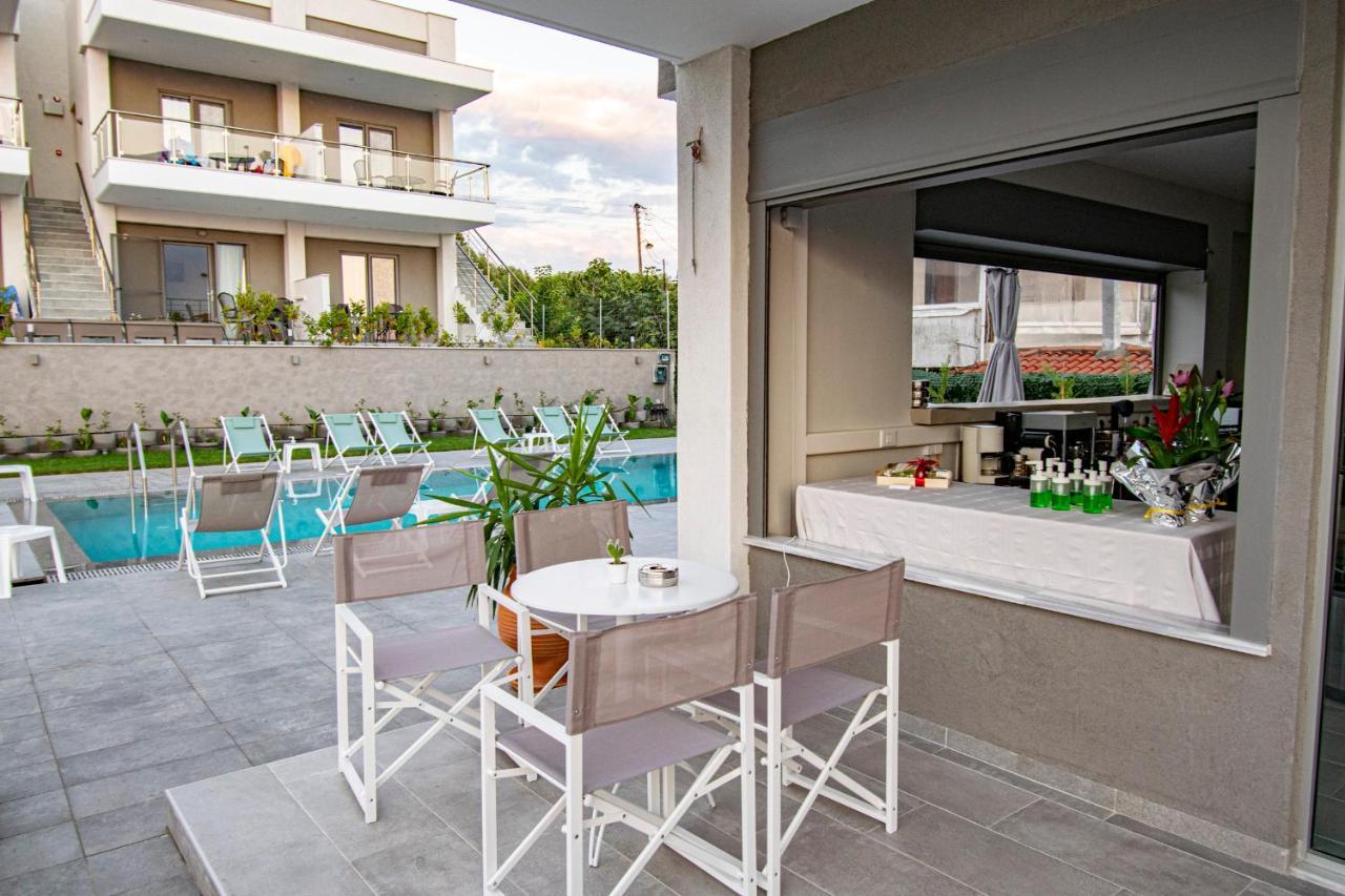 Heraclea Luxury Suites เนอาอิรากลีอา ภายนอก รูปภาพ